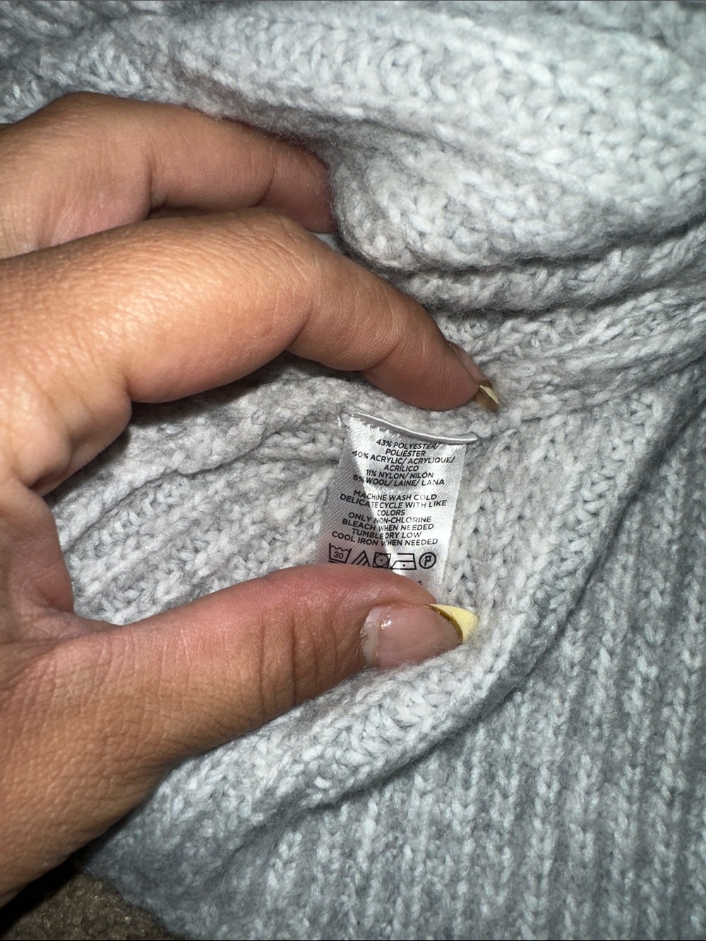 LOFT Sweater - Picture 3 of 4